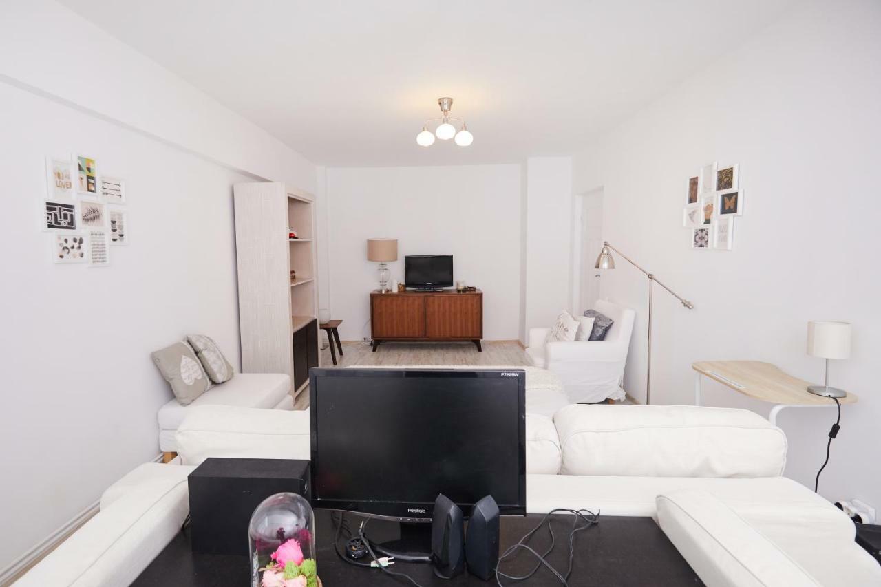 2 Bedroom Cozy Apartment Sinaia Esterno foto